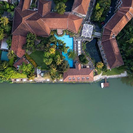 Mahaweli Reach Hotel Kandy Eksteriør bilde