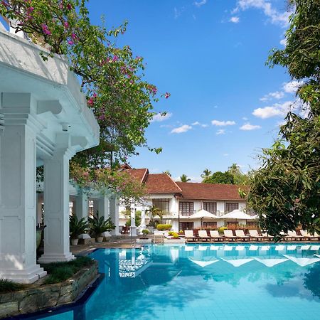 Mahaweli Reach Hotel Kandy Eksteriør bilde