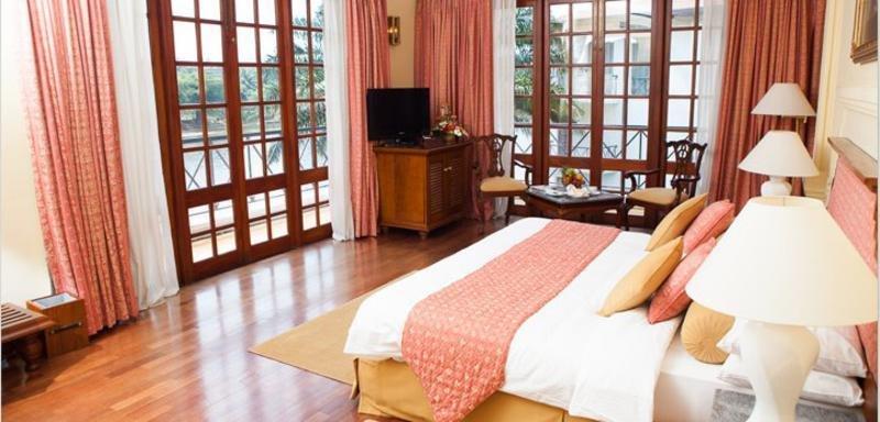 Mahaweli Reach Hotel Kandy Eksteriør bilde